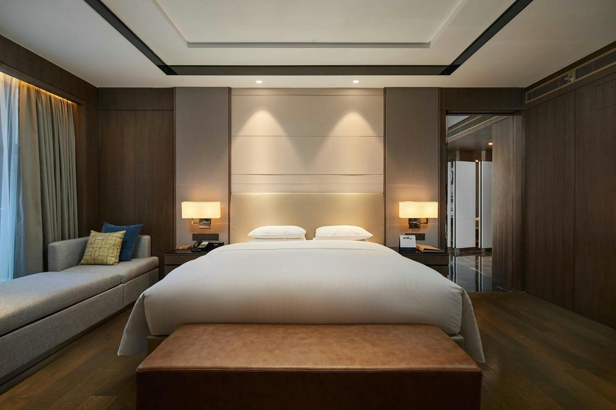 Courtyard By Marriott Xinchang Exterior photo