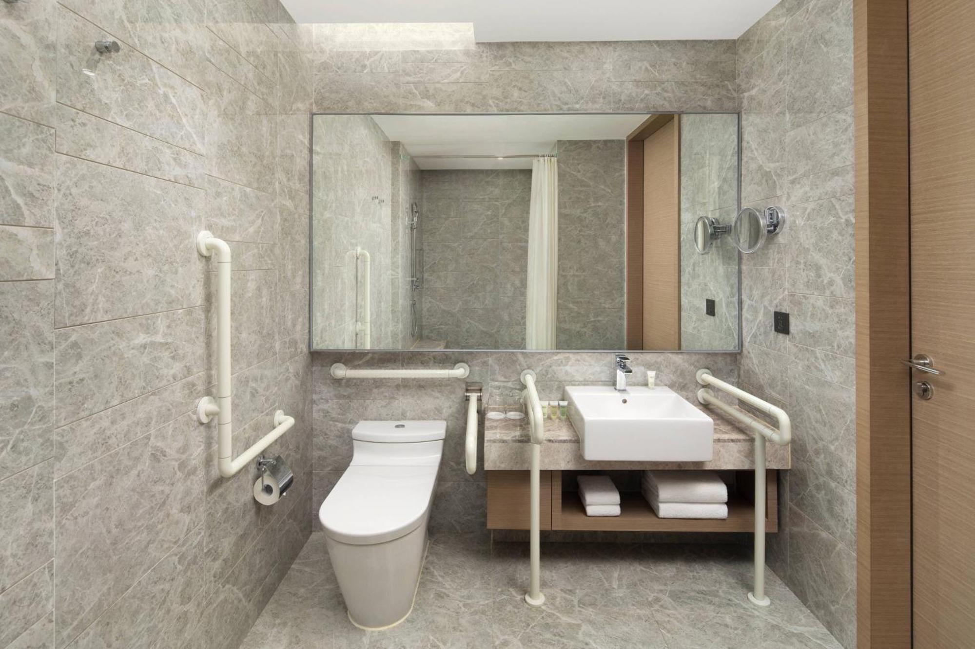Courtyard By Marriott Xinchang Exterior photo