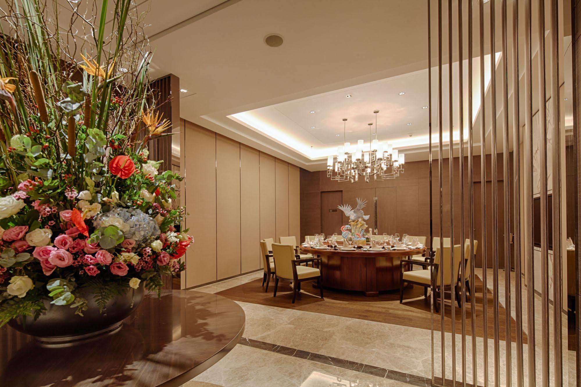 Courtyard By Marriott Xinchang Exterior photo